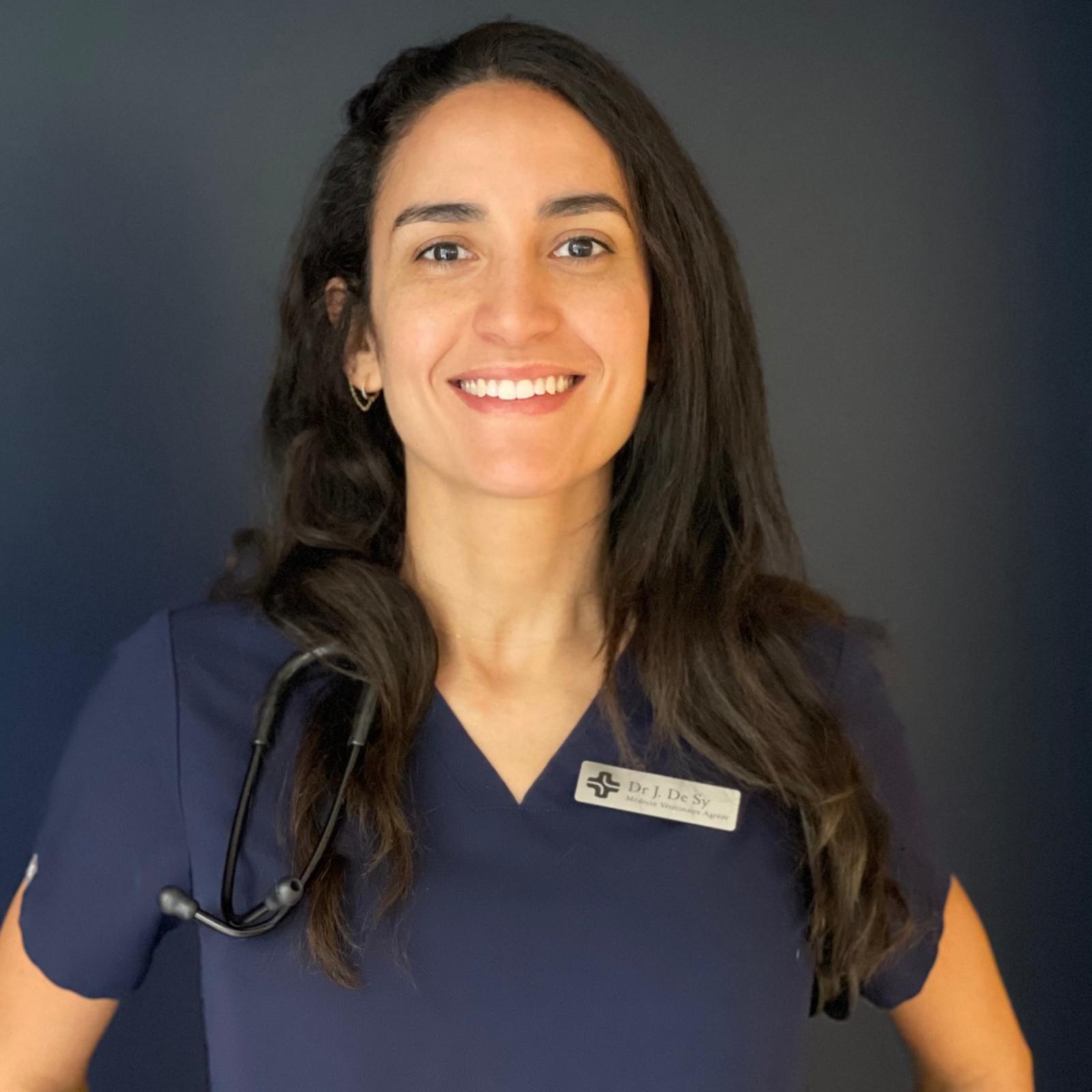Dr Julie DE SY